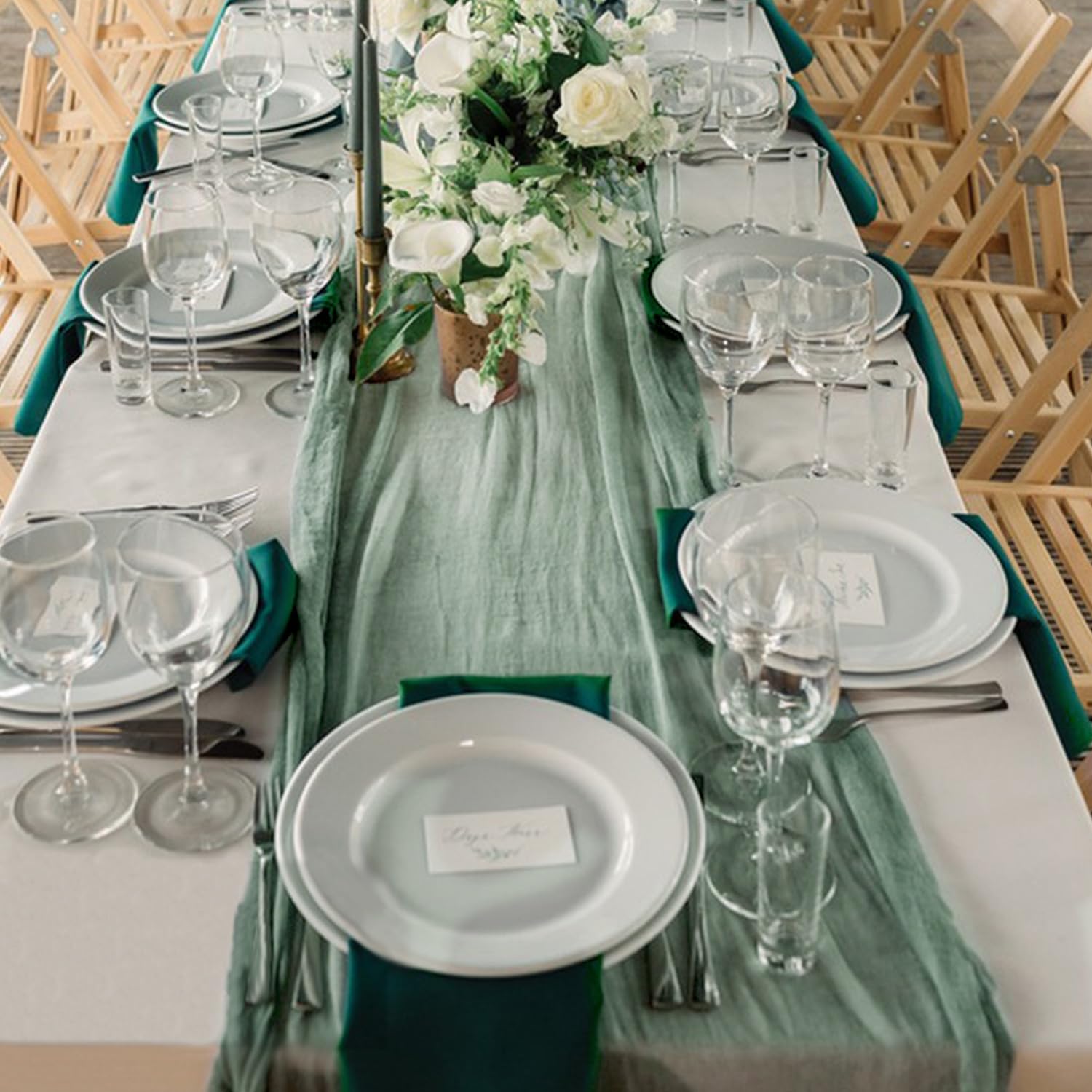 KEEPSHOWING runner layered with florals for styled centerpiece appeal