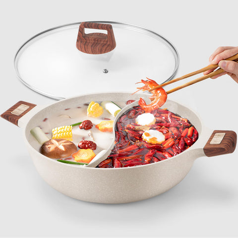 Kerykwan front view showing pot and divider, highlights dual-flavor cooking benefit