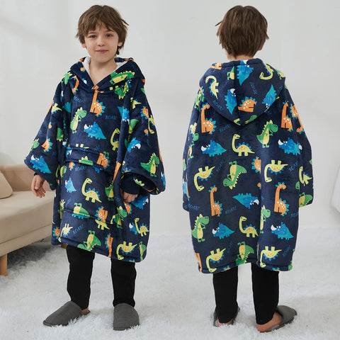 KFUBUO deep kangaroo pocket close-up holding snacks and keeping hands warm benefit