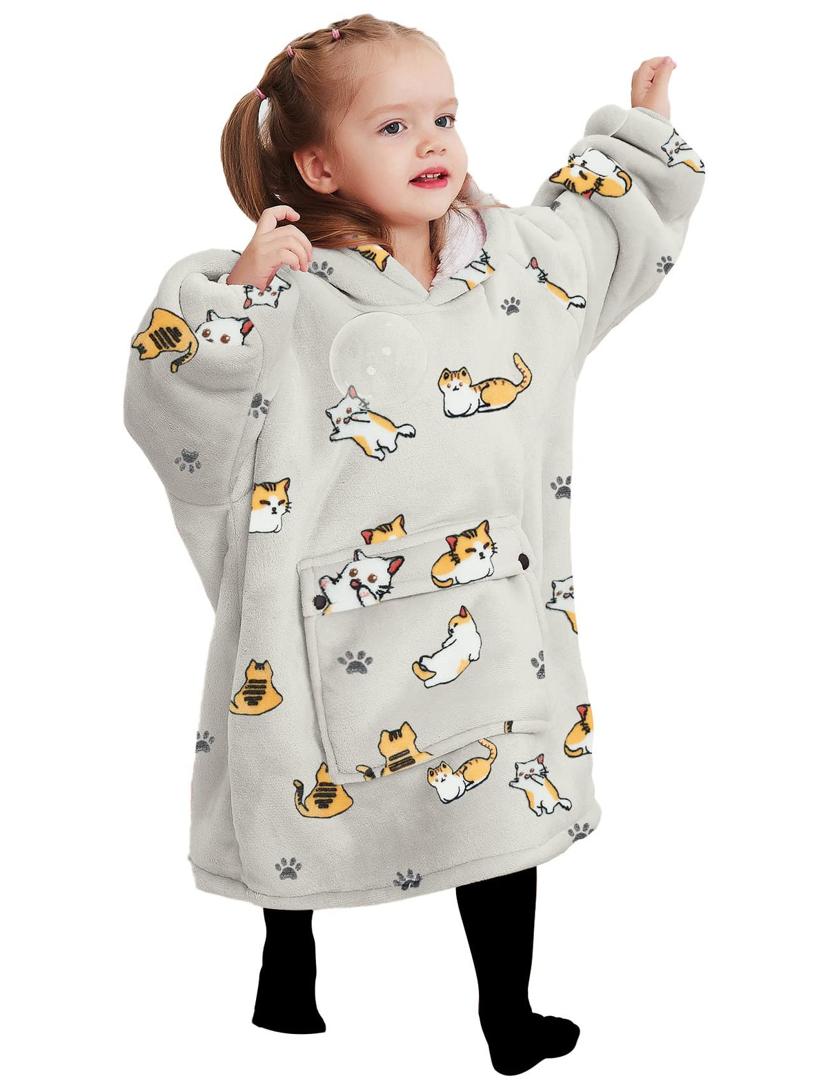 KFUBUO front view of hooded blanket showing full coverage and mobility