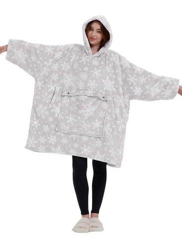 KFUBUO hood and ribbed cuffs shown to block drafts and improve comfort