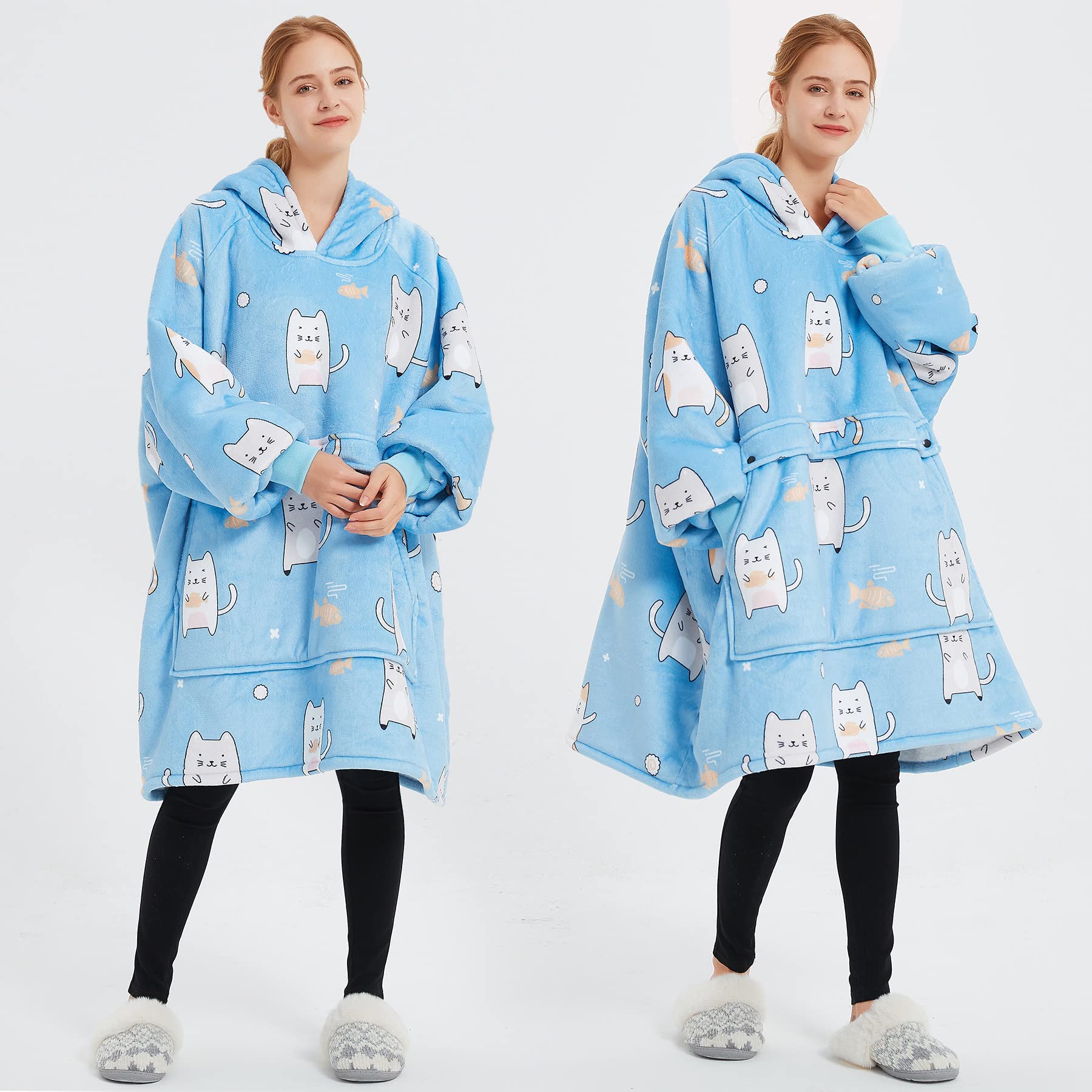 KFUBUO kangaroo pocket detail holding hands and phone