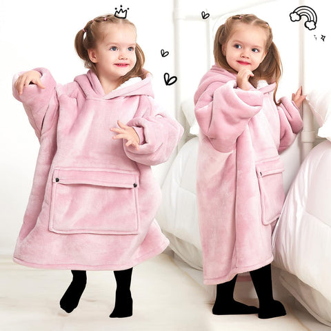 KFUBUO deep kangaroo pocket detail securing hands and small toys