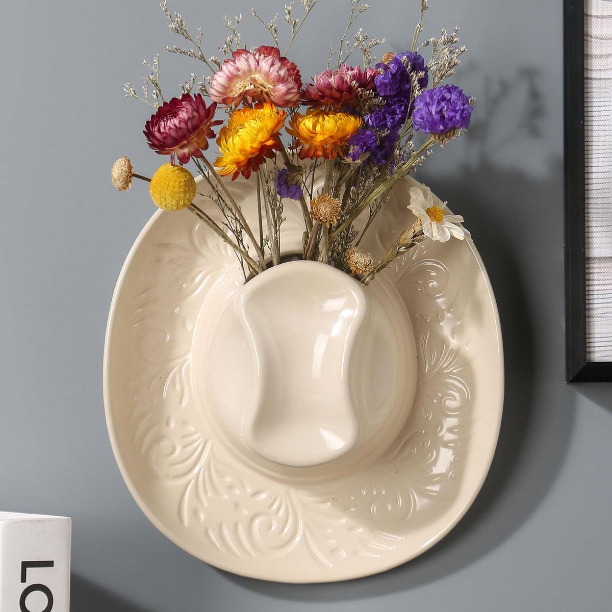 KGCCIZI front view of cowboy hat planter showing shape and charm