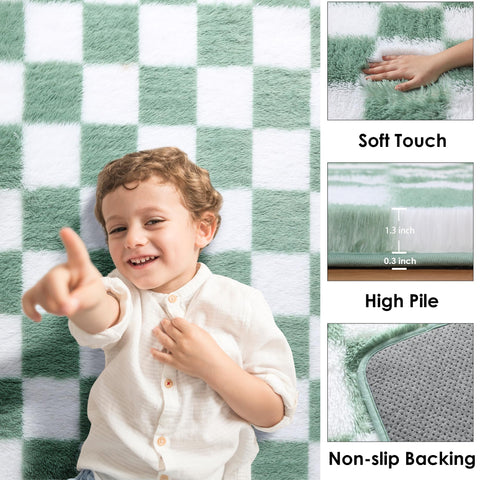 KICMOR close-up of plush 1.6-inch microfiber fibers highlighting luxurious comfort