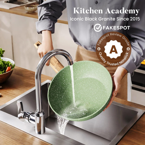 Kitchen Academy glass lid and ergonomic handle detail for safe grip and heat control