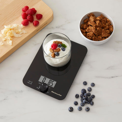 KitchenAid large display reading offers easy-to-read measurements at a glance