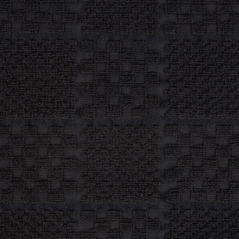 KitchenAid silicone grip detail on mitt providing strong non-slip handling
