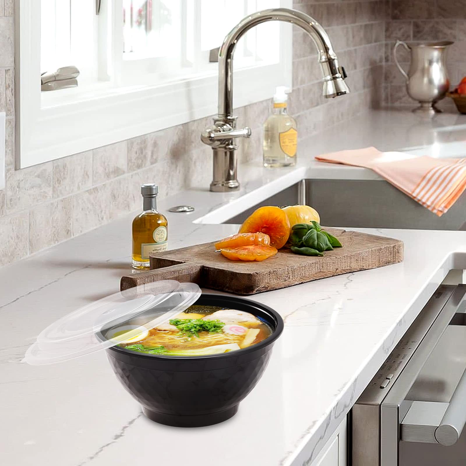 Kitch'nMore bowl thickness detail highlighting durable plastic for long-lasting use