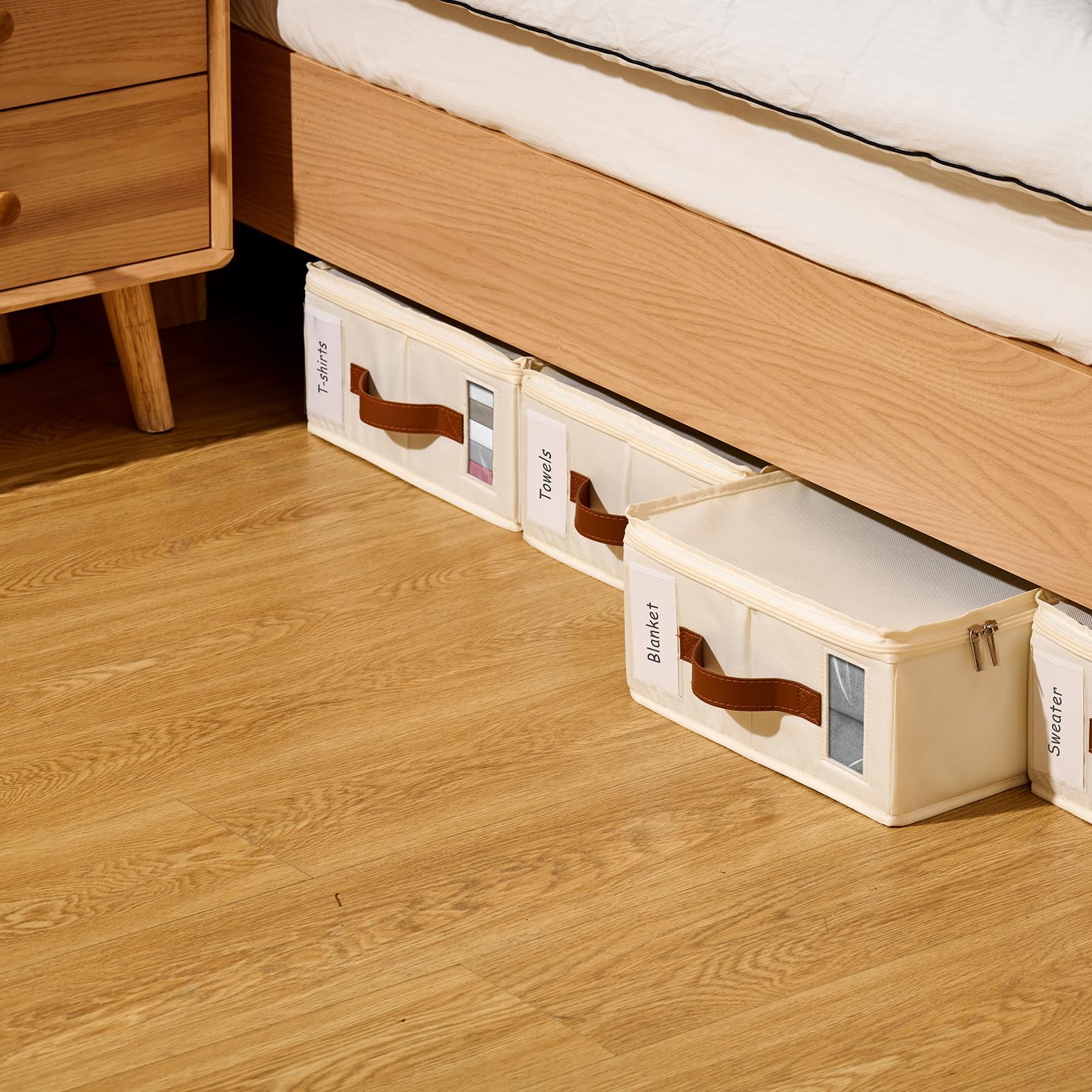 KitHero open organizer with neatly folded sheets showing wrinkle protection