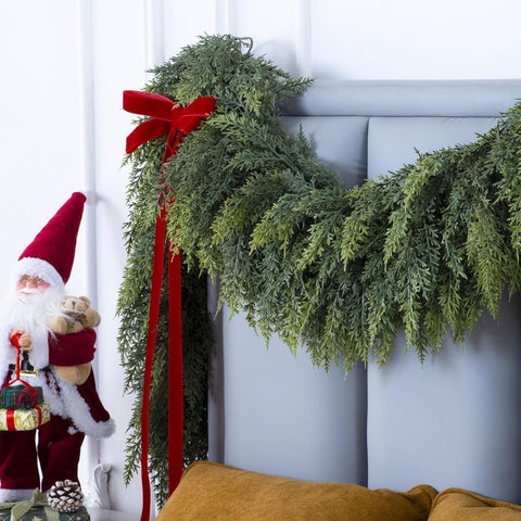 KIWDY two-piece garland in packaging, convenient storage and reusable quality
