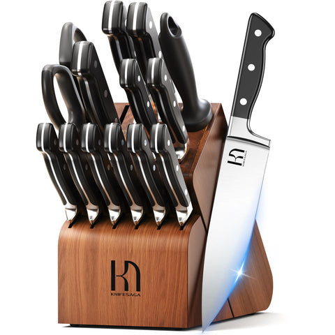 KnifeSaga front view of full 15-piece block set for organized storage