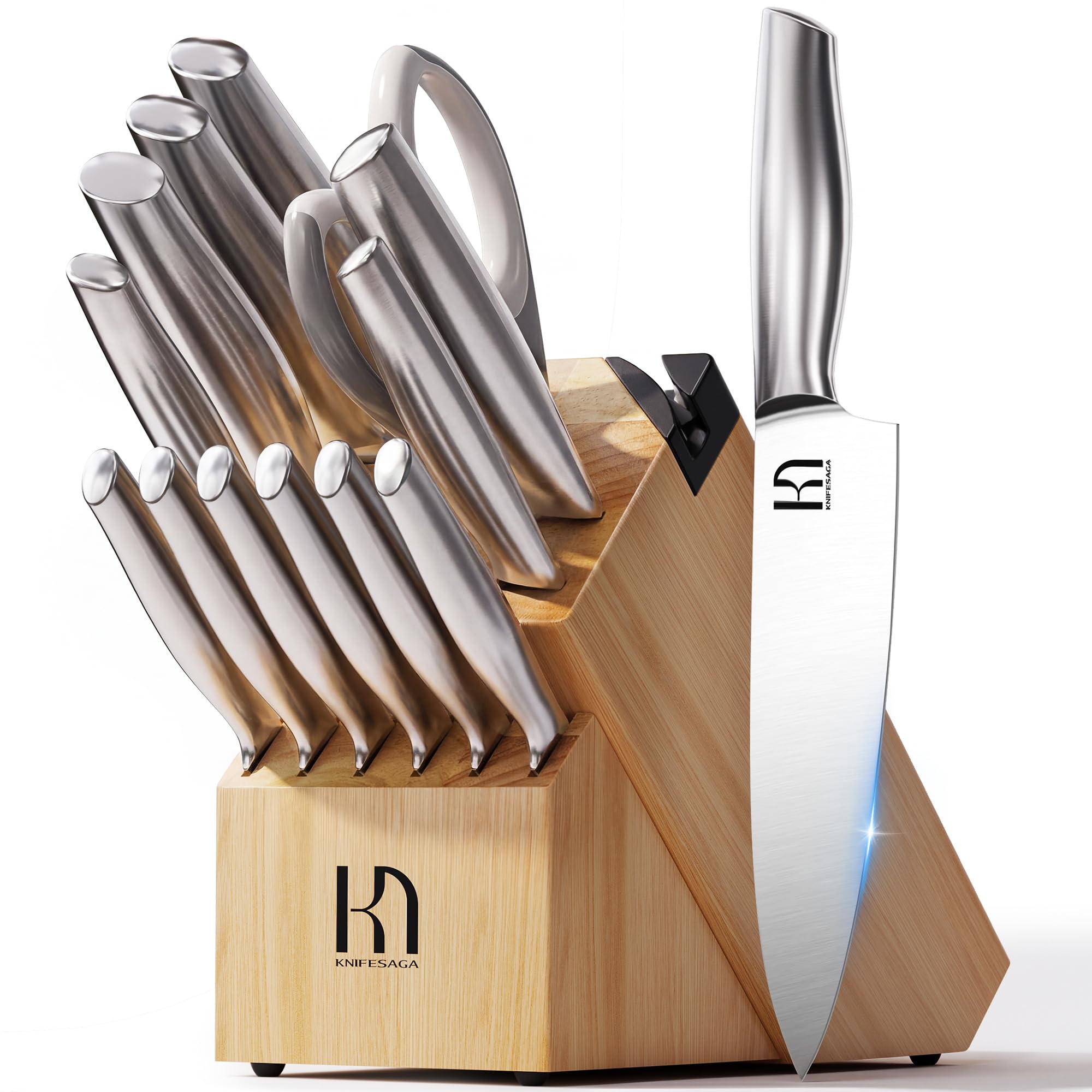 KnifeSaga wooden block set front view showing organized storage and quick access