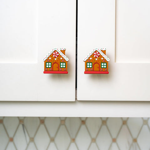 Knobēz gingerbread close texture highlights detailed design and quality finish