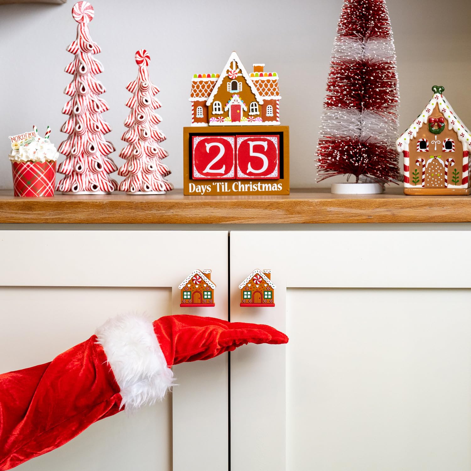 Knobēz gingerbread label and back view showing fit specs and brand clarity