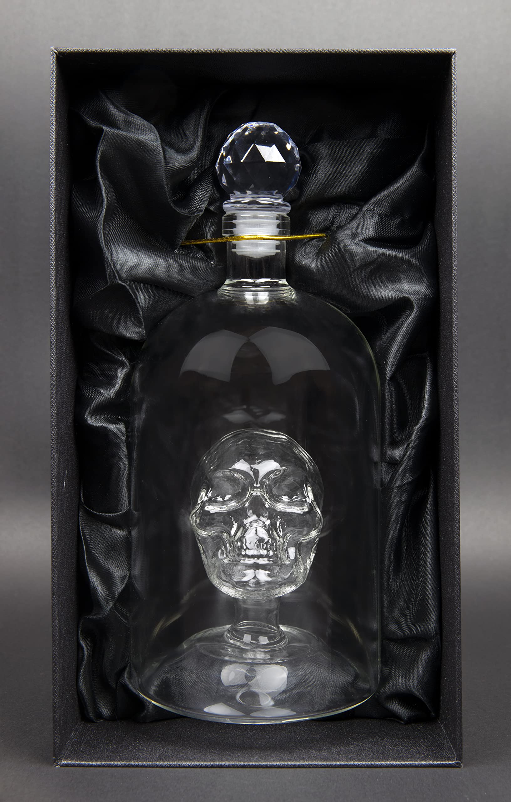 Kobi & Knight decanter filled with amber spirit shows enhanced liquid color