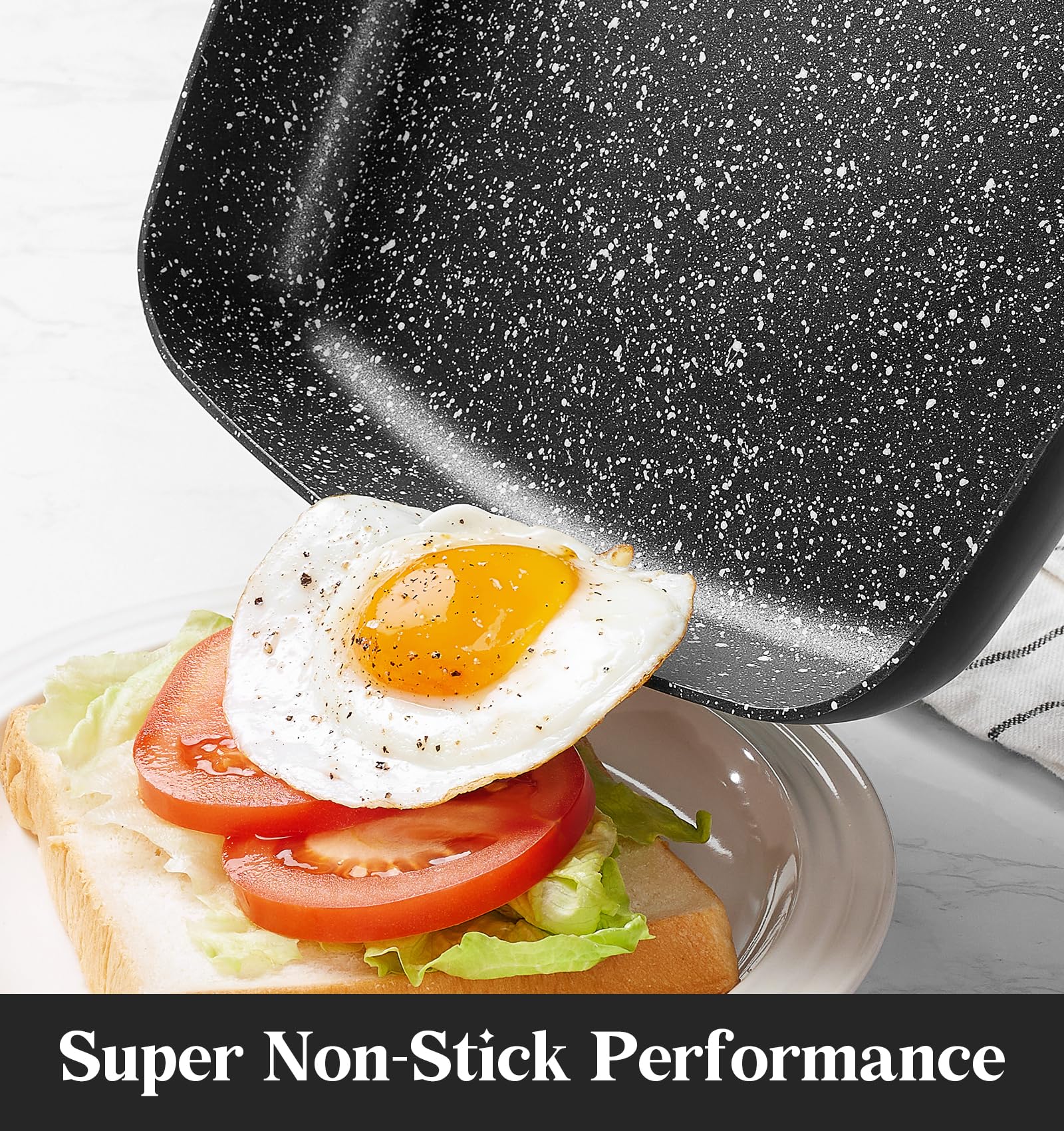 KOCH SYSTEME CS side view with lid on pan, shows tight-fitting cover and compactness