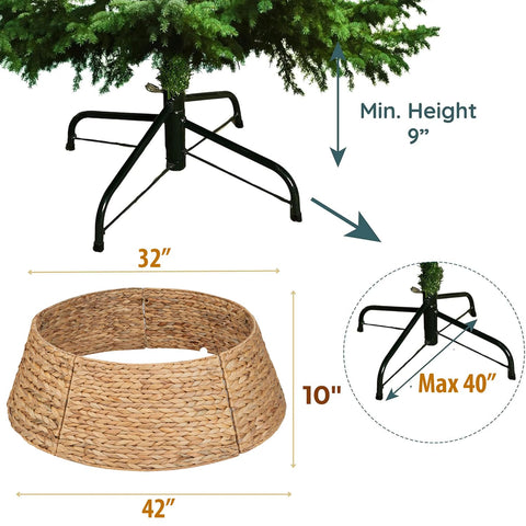 KOLWOVEN collar fitted on a decorated tree hiding the stand and enhancing decor