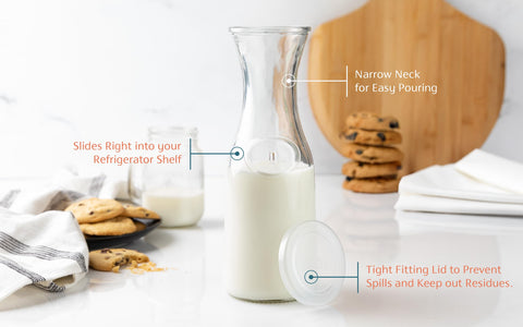 KooK carafe pouring juice into glass to demonstrate easy controlled pour