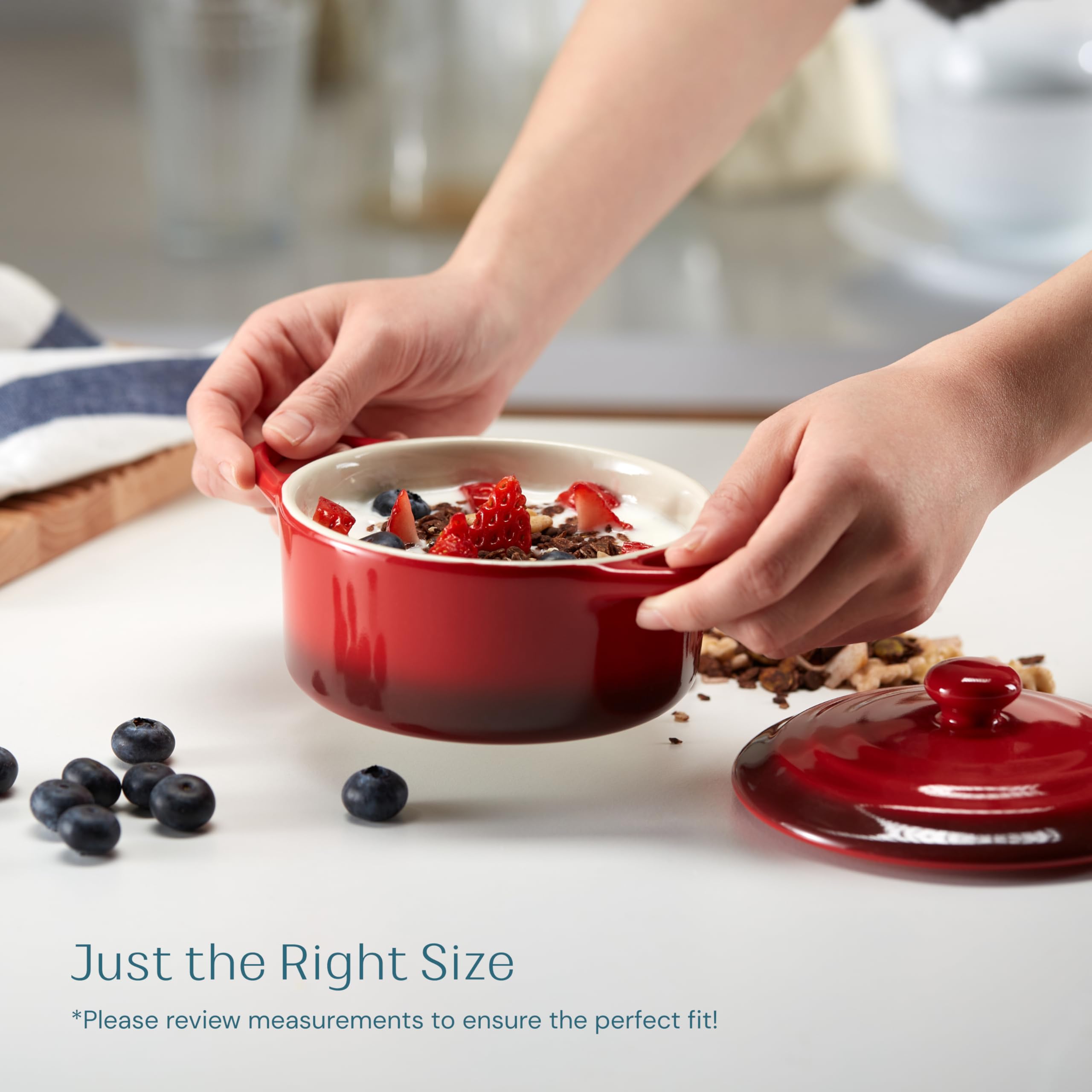 KooK cocotte on dining table with food benefit: ready-to-serve presentation