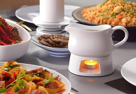 KooK warmer base closeup highlighting secure fit and heat retention benefit at table