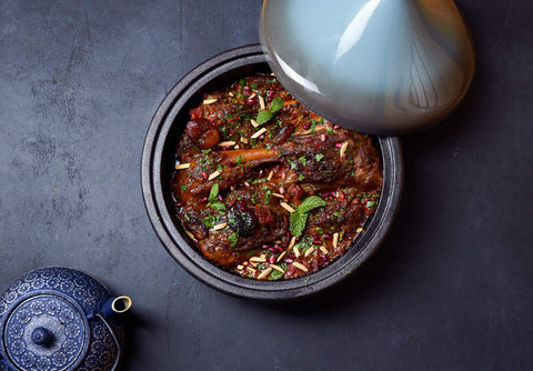 KooK tagine conical lid closeup highlighting steam circulation and tight seal