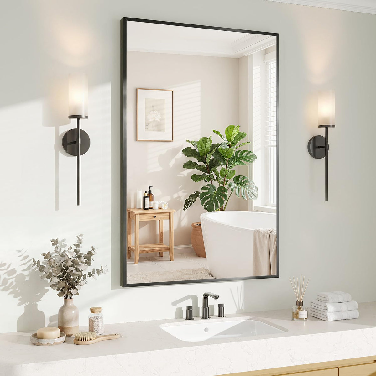 Koonmi front view showing sleek black frame and clear reflection benefit
