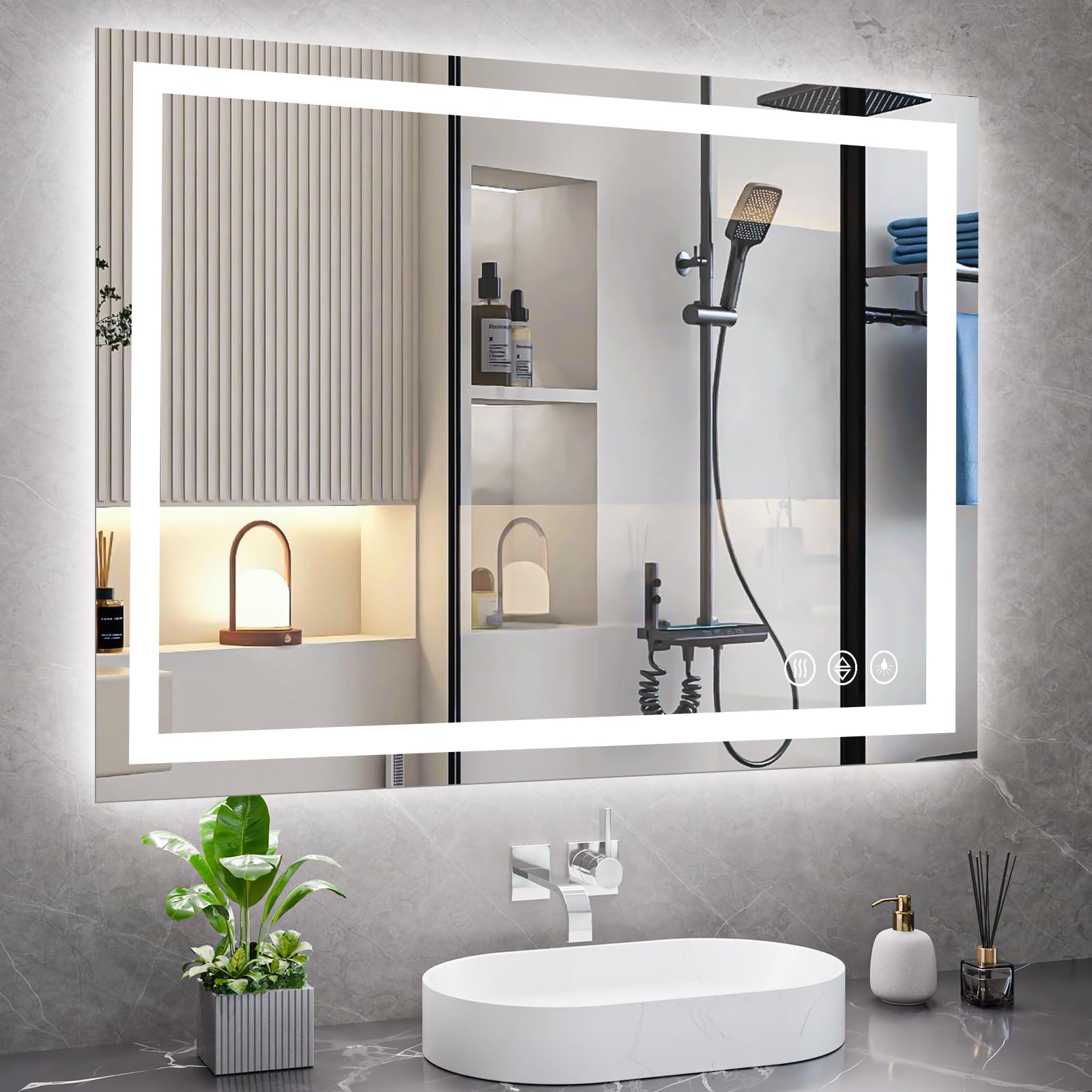 Koonmi front-facing mirror showing balanced LED lighting and true reflection benefit
