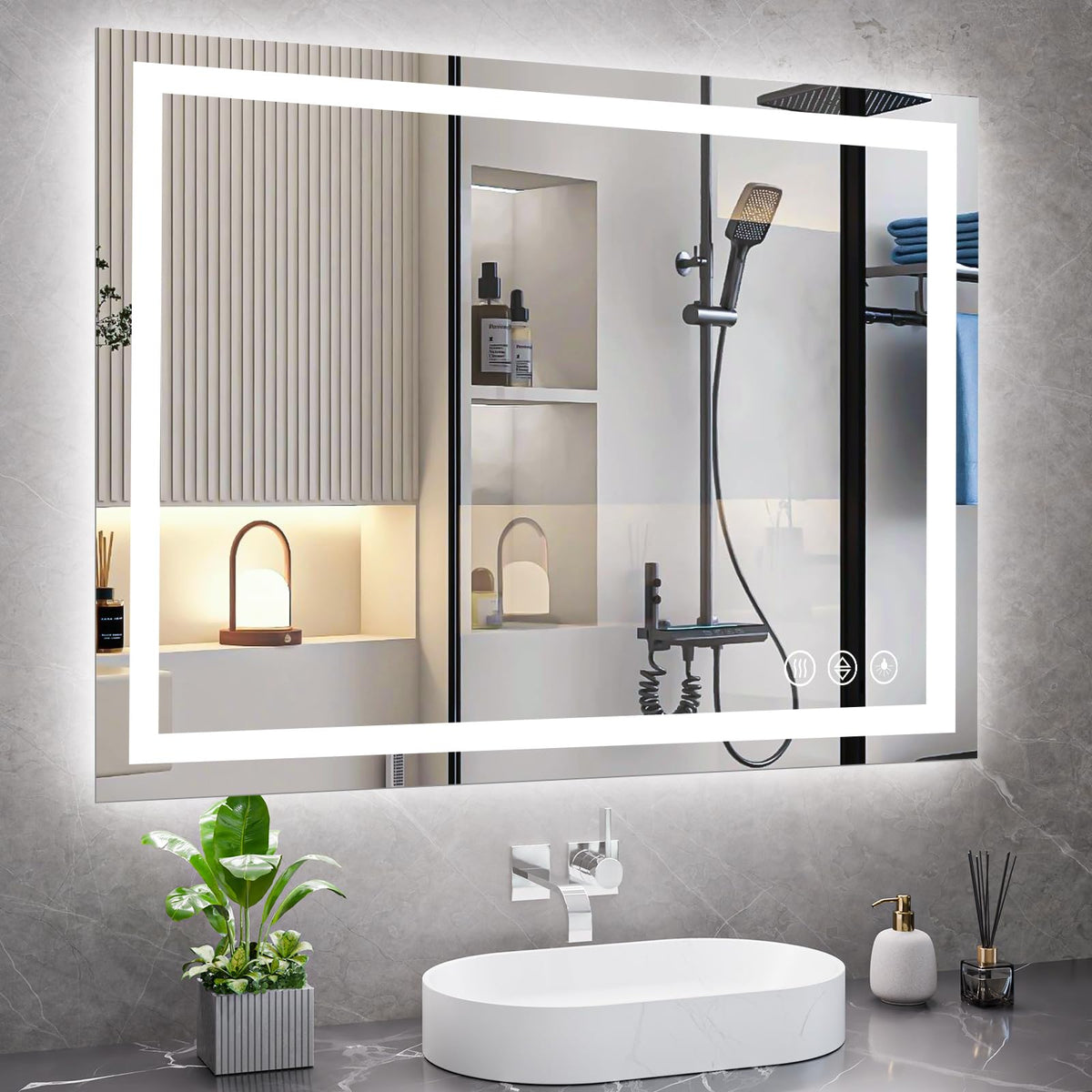 Koonmi front-facing mirror showing balanced LED lighting and true reflection benefit
