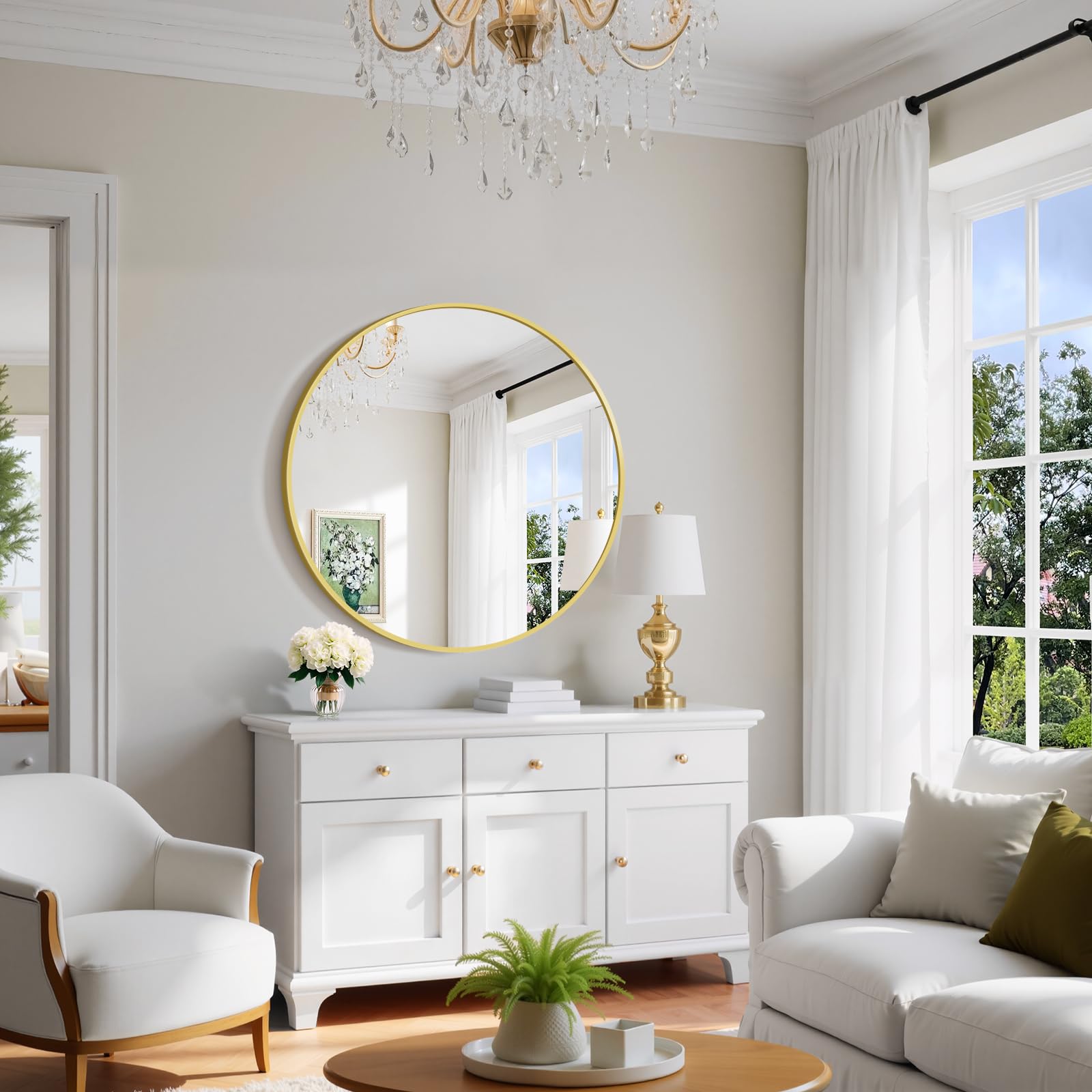 Koonmi size comparison with console table showing scale and focal-point advantage