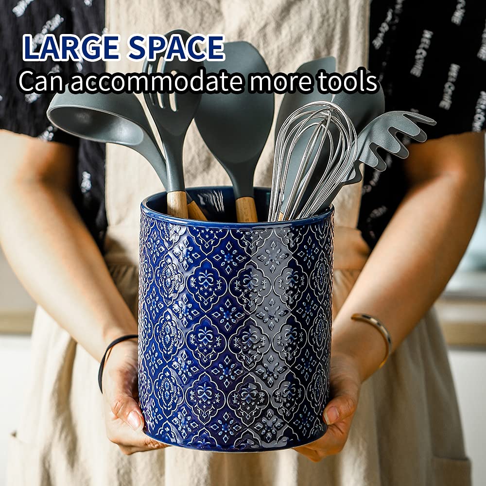 KOOV crock next to spatula showing size comparison and storage capacity