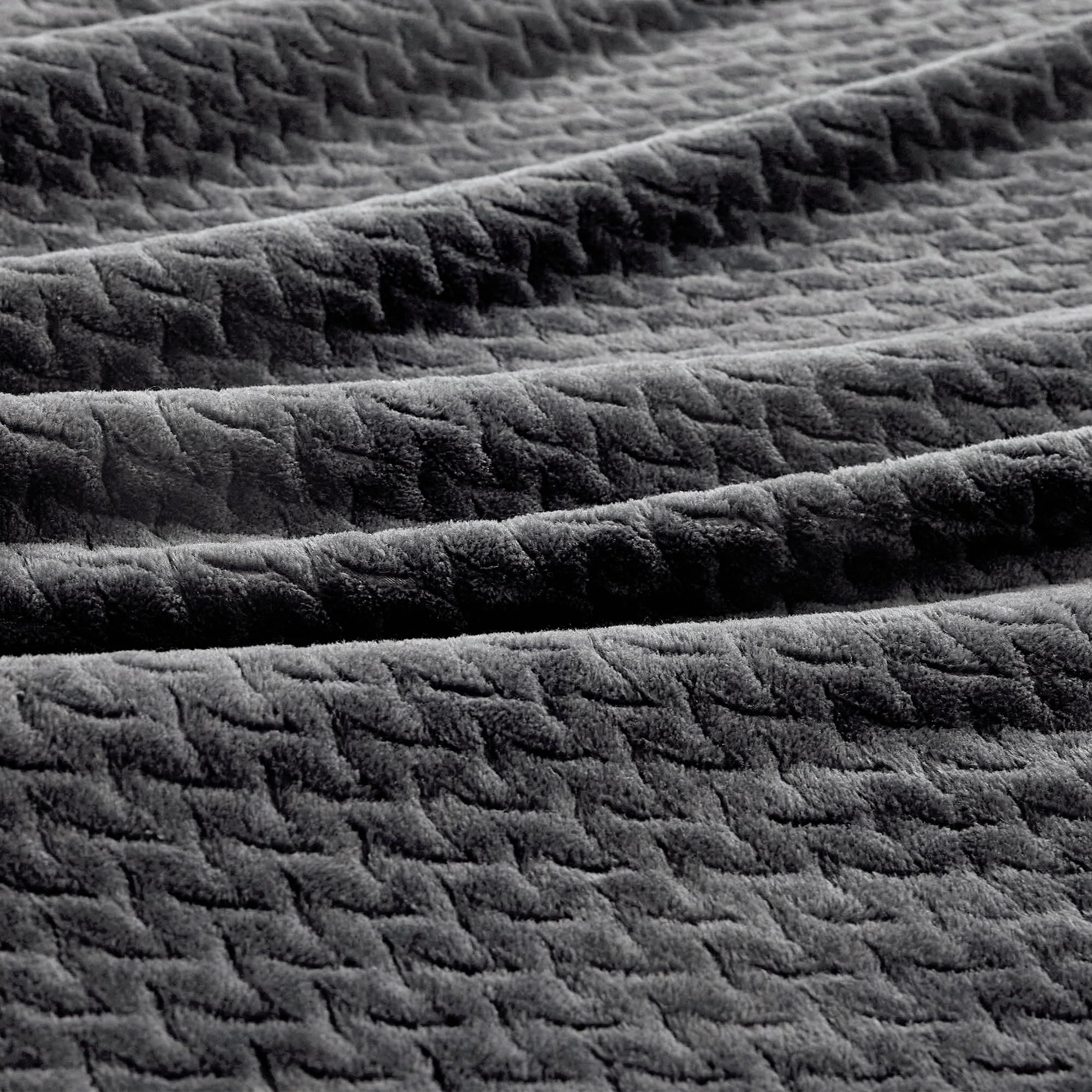 KORBLISS size on king bed comparison illustrating full coverage and protection