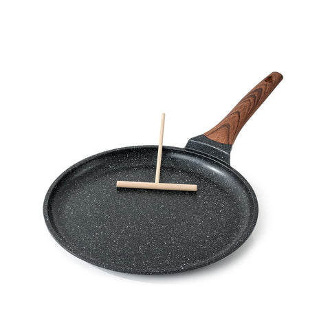 Kordisen crepe pan front view showing handle and flat cooking surface for reliable results