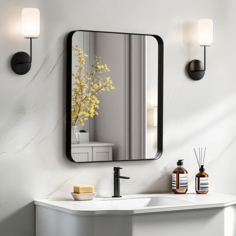 Kosmonia front view 20x16 mirror shows crisp reflection and sleek matte black style