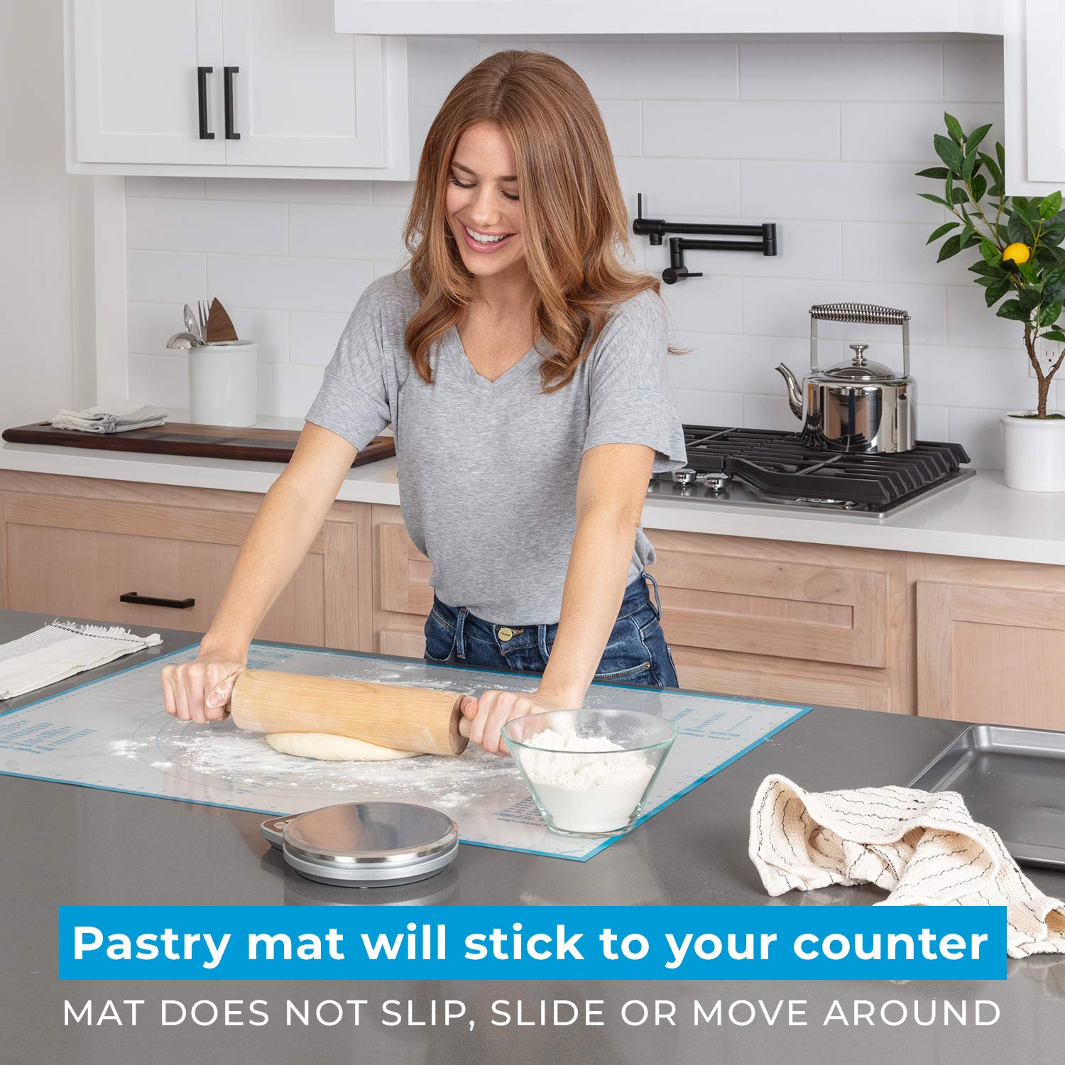 KPKitchen textured underside showing anti-slip backing that keeps mat steady while rolling