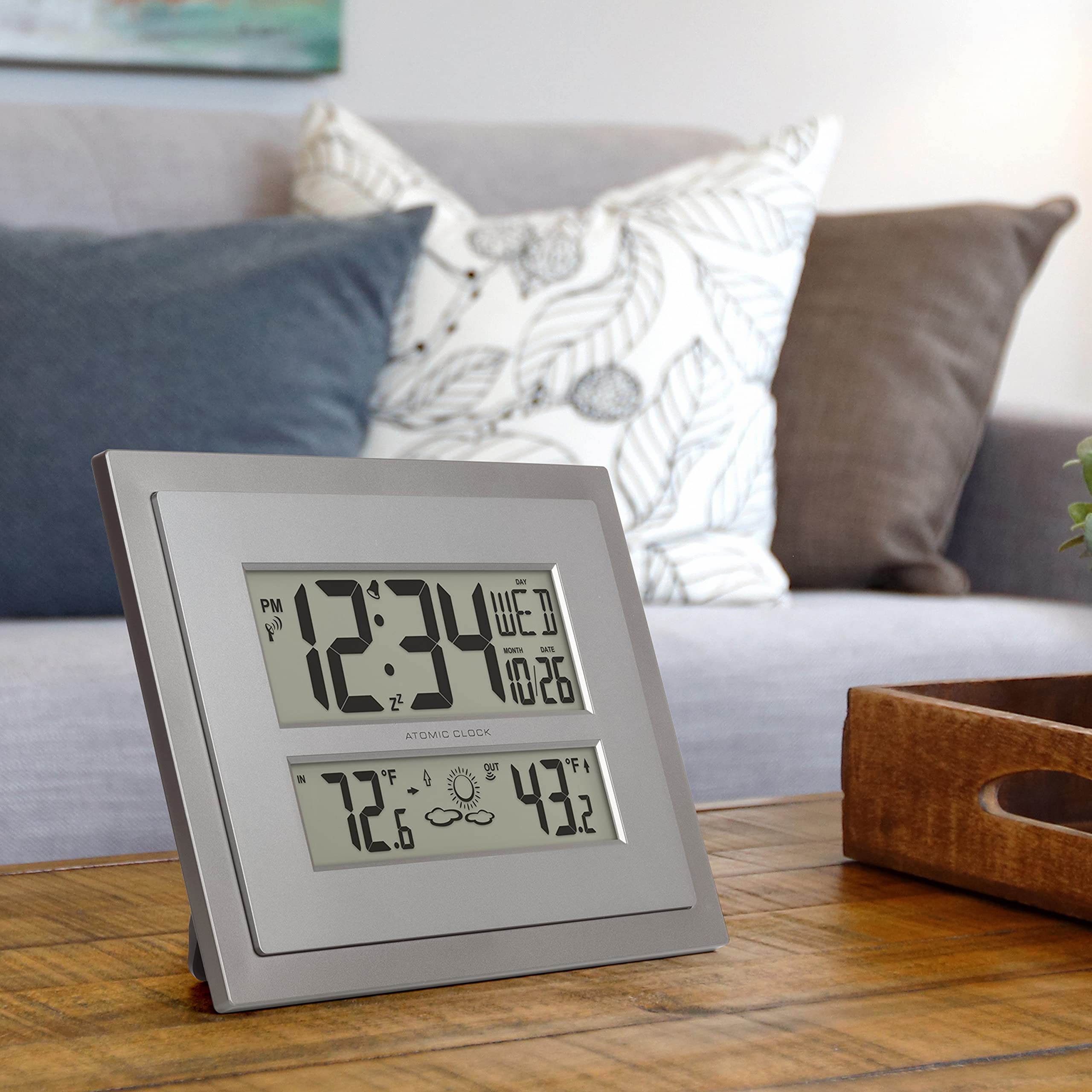La Crosse Technology display showing indoor/outdoor temps and forecast for planning