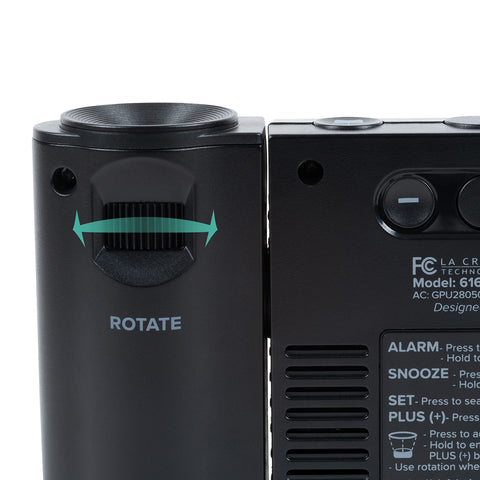 La Crosse Technology with wireless TX141-Bv3 sensor showing paired outdoor temperature benefit