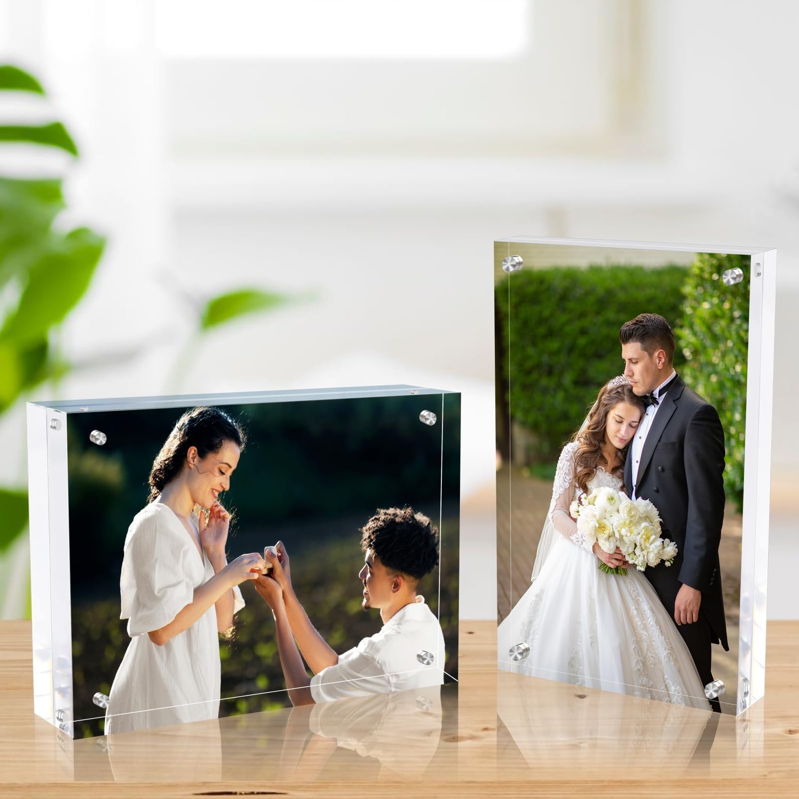 laapee double-sided display showing two different photos visible both sides