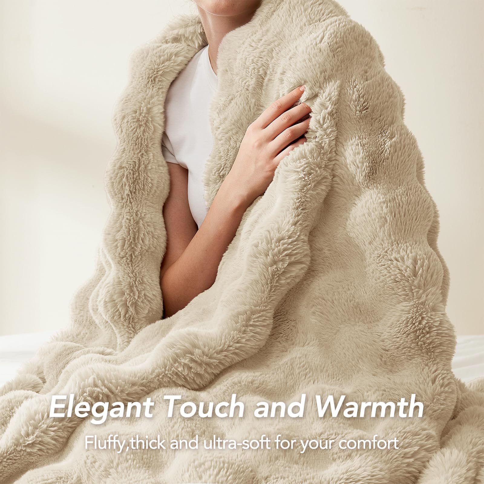 L'AGRATY edge and bubble pattern zoom revealing designer texture and visual depth