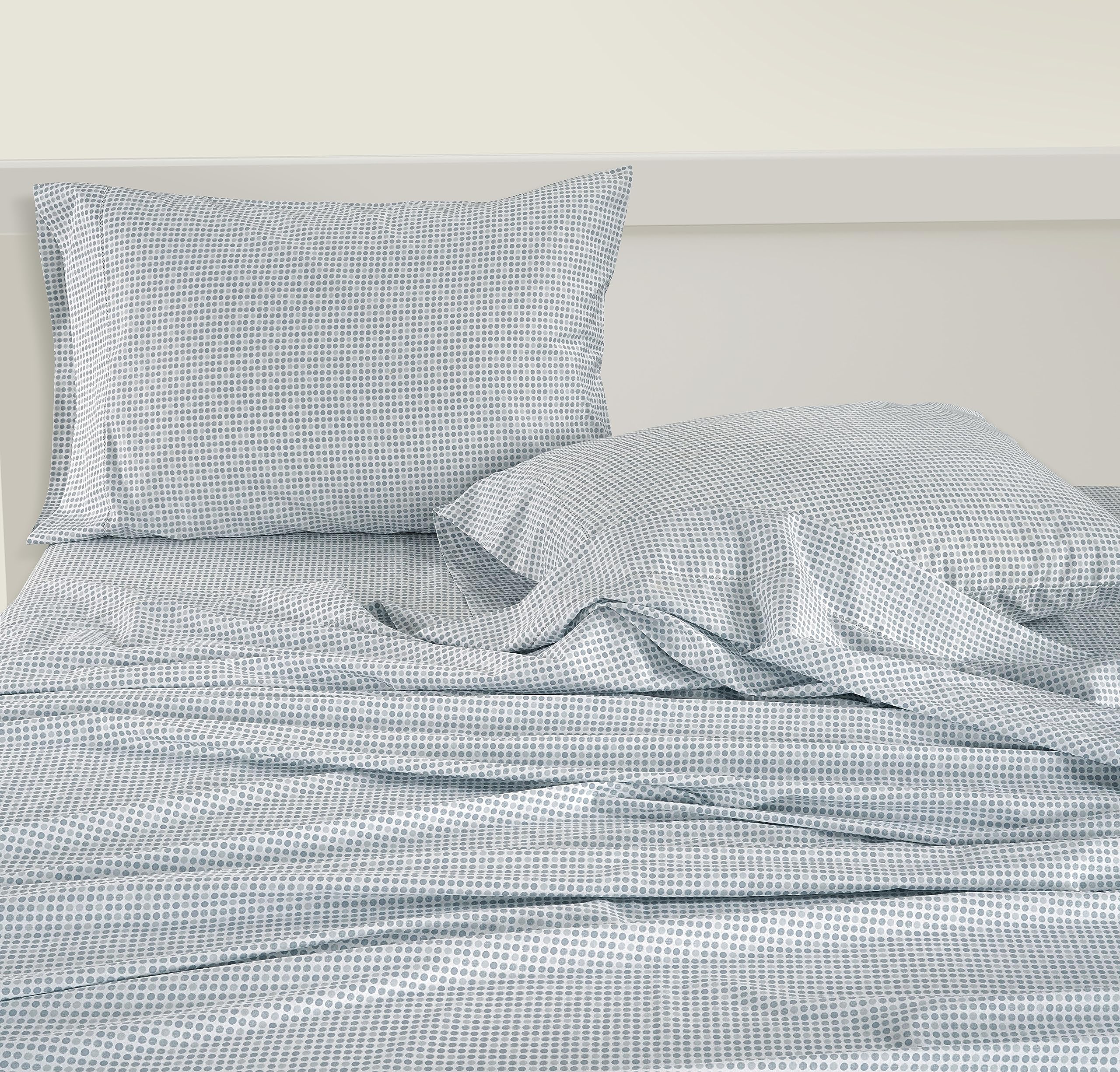 LANE LINEN deep-pocket fitted sheet corner showing secure fit benefit