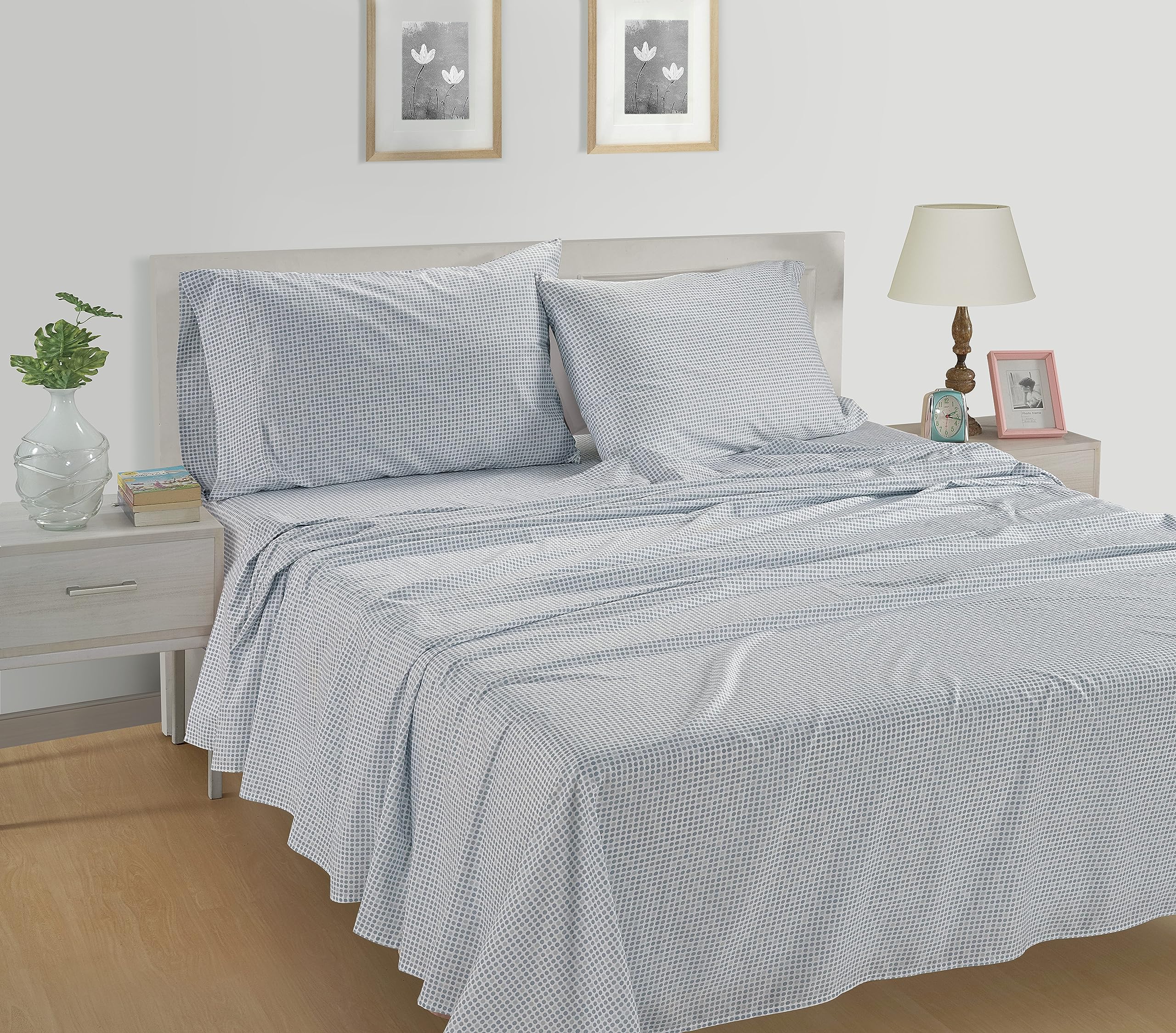 LANE LINEN close-up of percale weave highlighting breathable texture benefit
