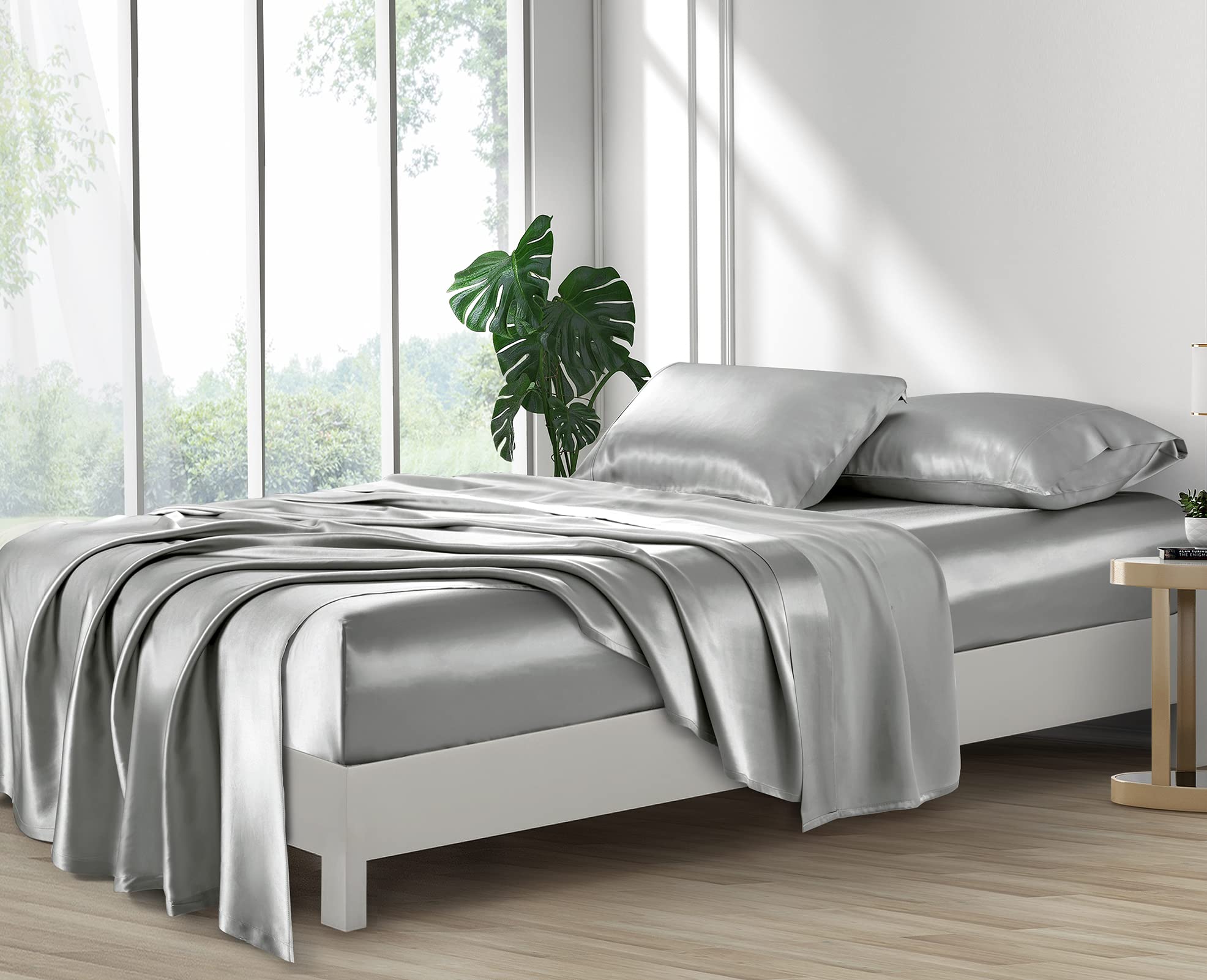 Lanest Housing pillowcase smooth surface protecting hair from friction and frizz