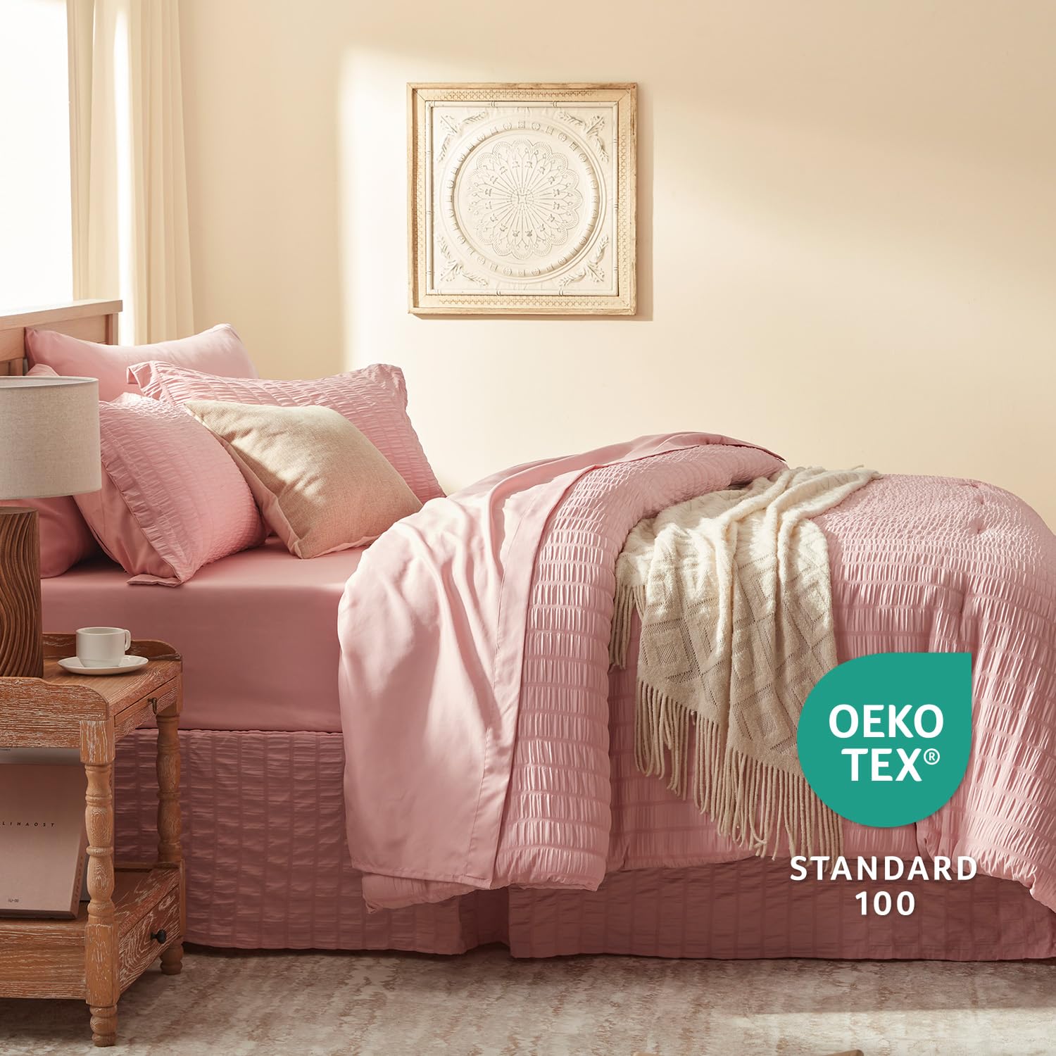 Laojin Balhen fitted sheet corner showing deep pocket stretch for secure mattress fit and comfort