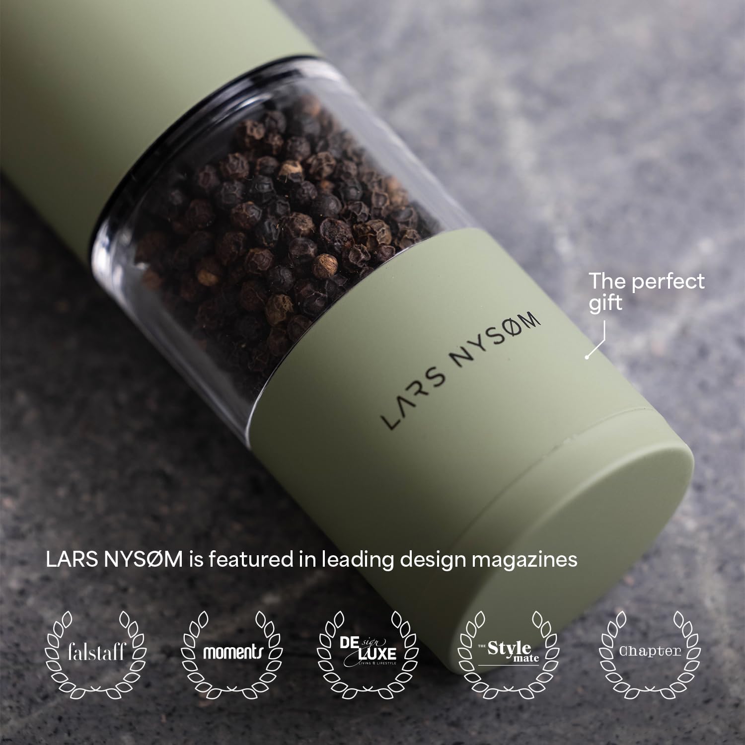 LARS NYSØM bottom cap detail demonstrating tidy crumble protection and cleanliness