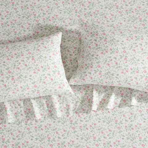 Laura Ashley close-up of percale texture illustrating breathable, crisp cotton comfort