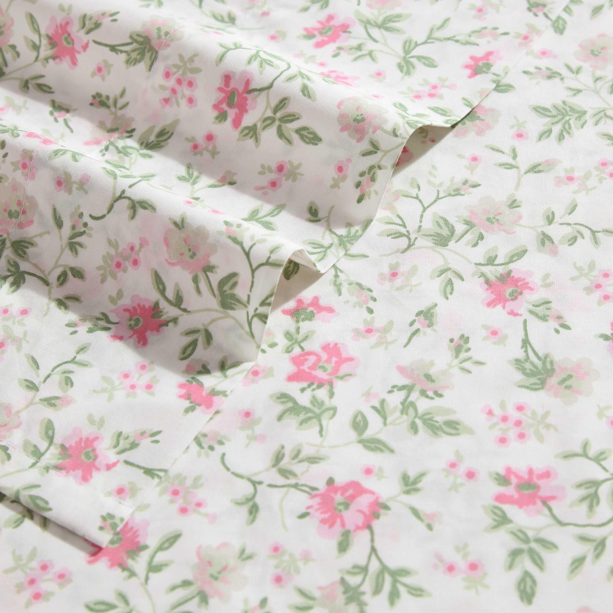 Laura Ashley fitted sheet corner showing full elastic and deep pocket for secure fit