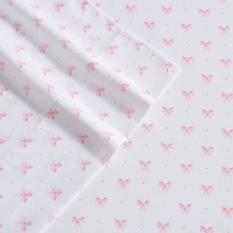 flat sheet self-hem finish by Laura Ashley showing clean edge and polished appearance