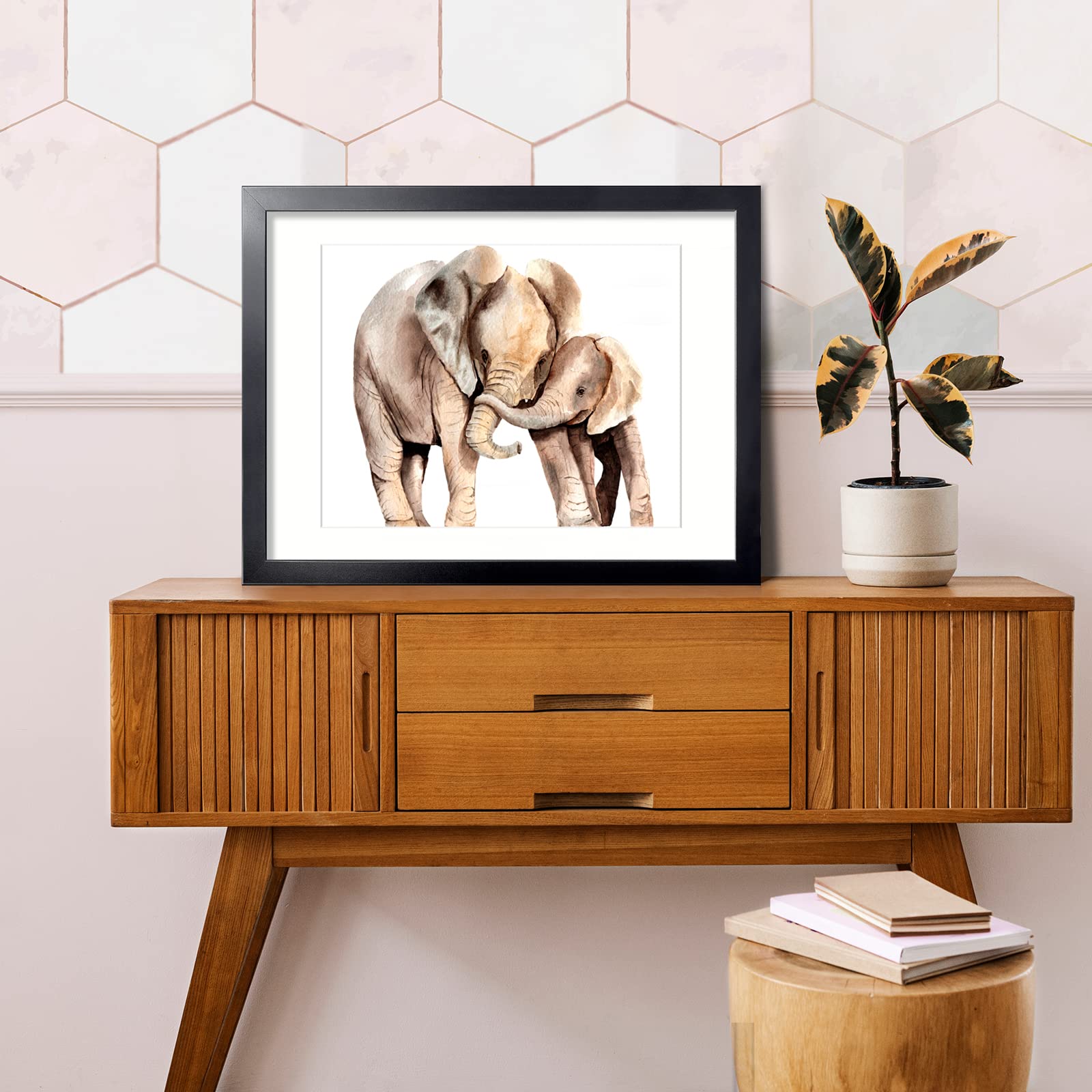 LaVie Home removable backboard and included hooks for quick secure mounting