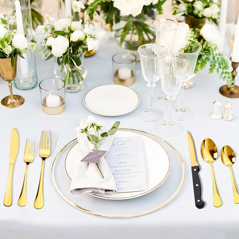 LayHyand full table setting arranged for eight with coordinated cutlery
