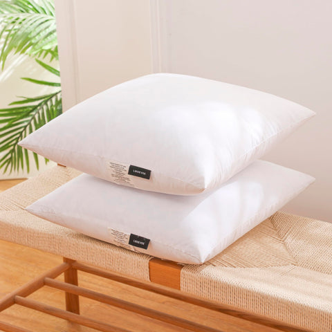 LBOEVDE close-up of double-layer down-proof fabric showing dependable feather barrier